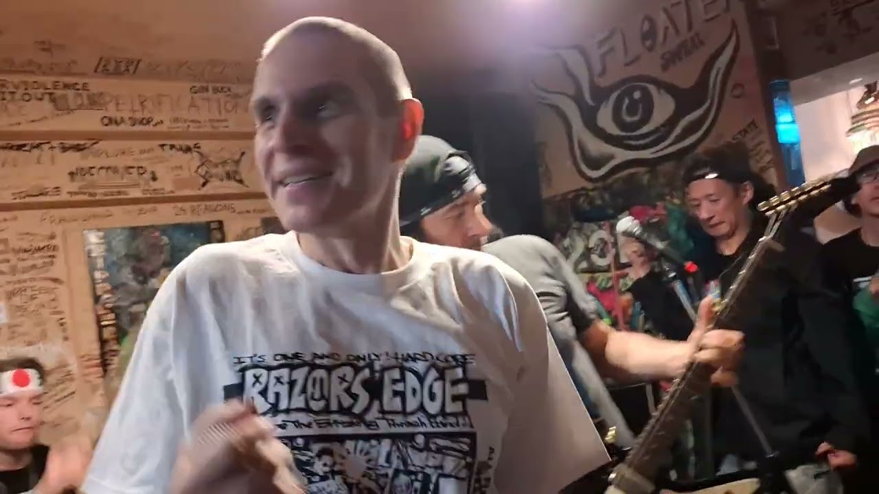 VITAMIN X NETHERLANDS @西横浜El Puente