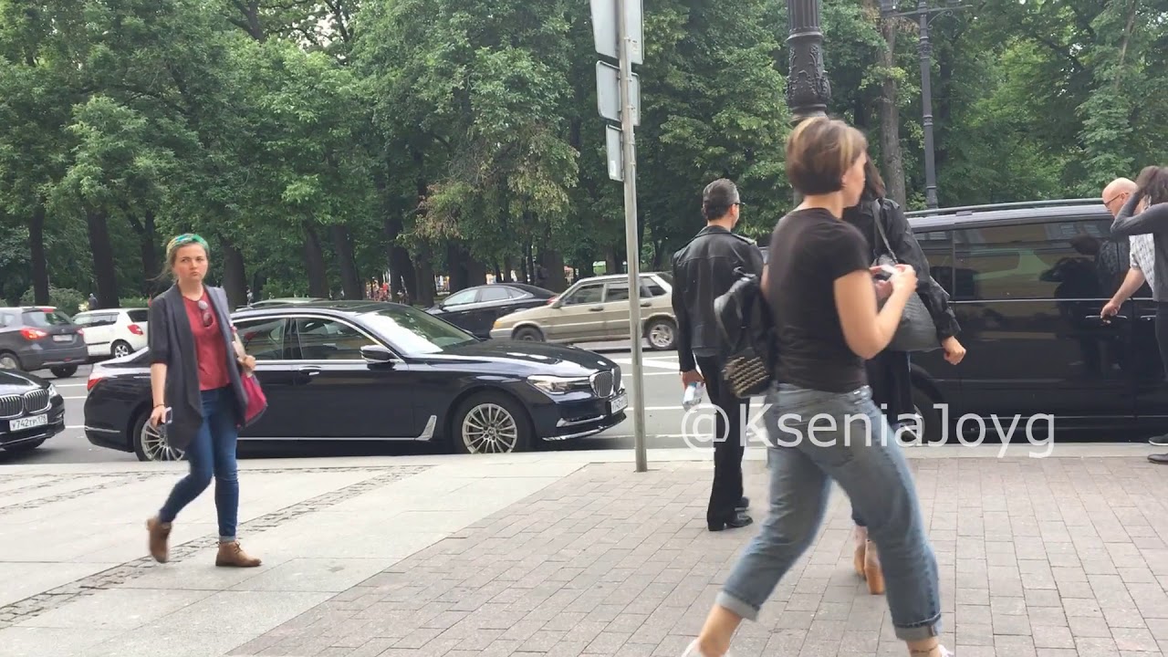 Dave Gahan left the hotel with family 11.07.2017 Saint-Petersburg