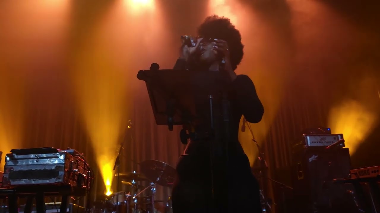 Lespecial + Kanika Moore - Forty Six & 2 (Live in New Orleans | Jazz Fest 2025)