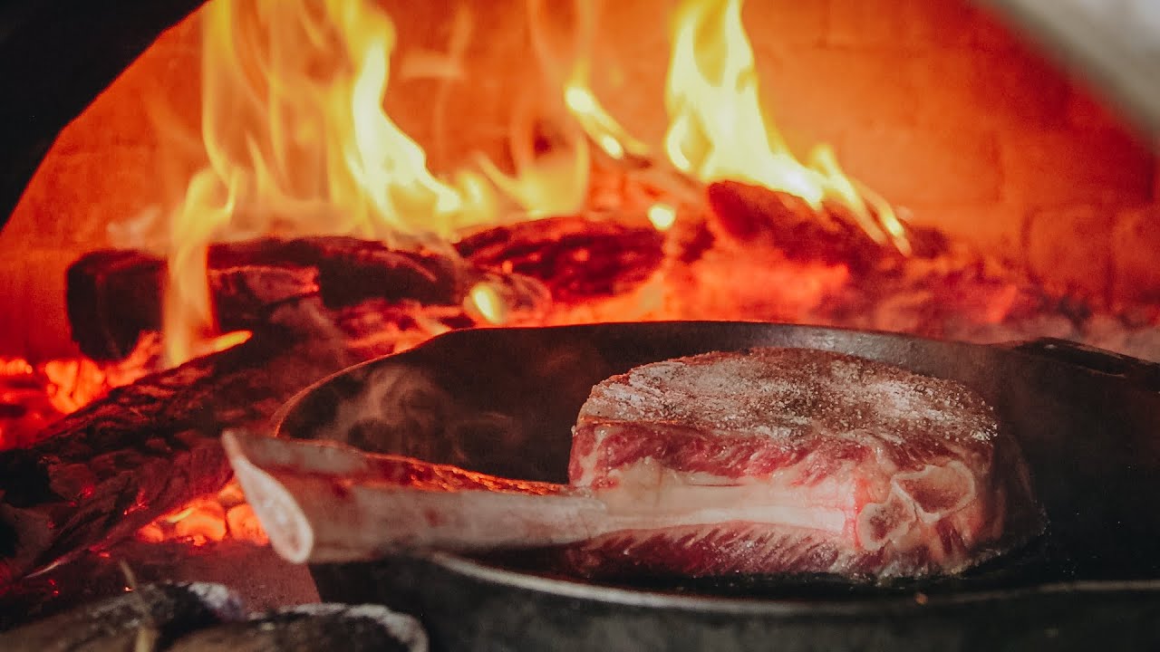 Tomahawk Steak & Potatoes in Pizza Oven