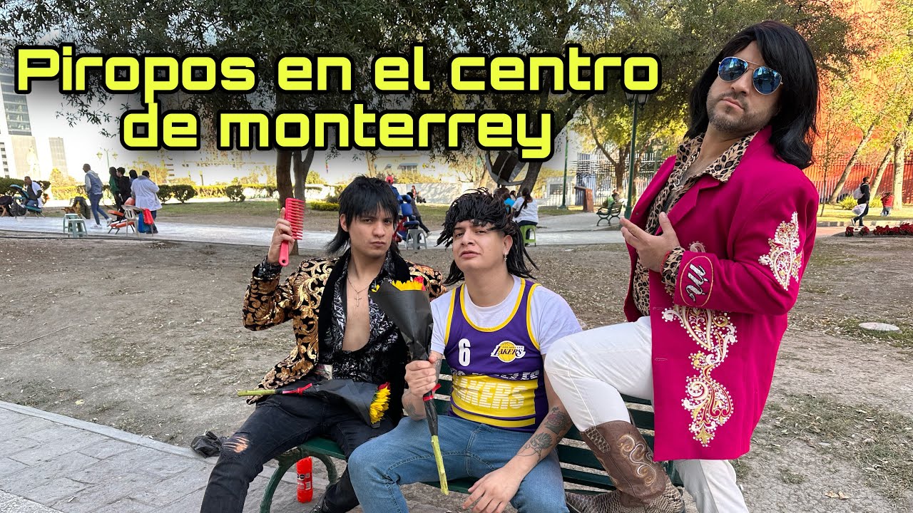 Regalando Piropos en el Centro de Monterrey