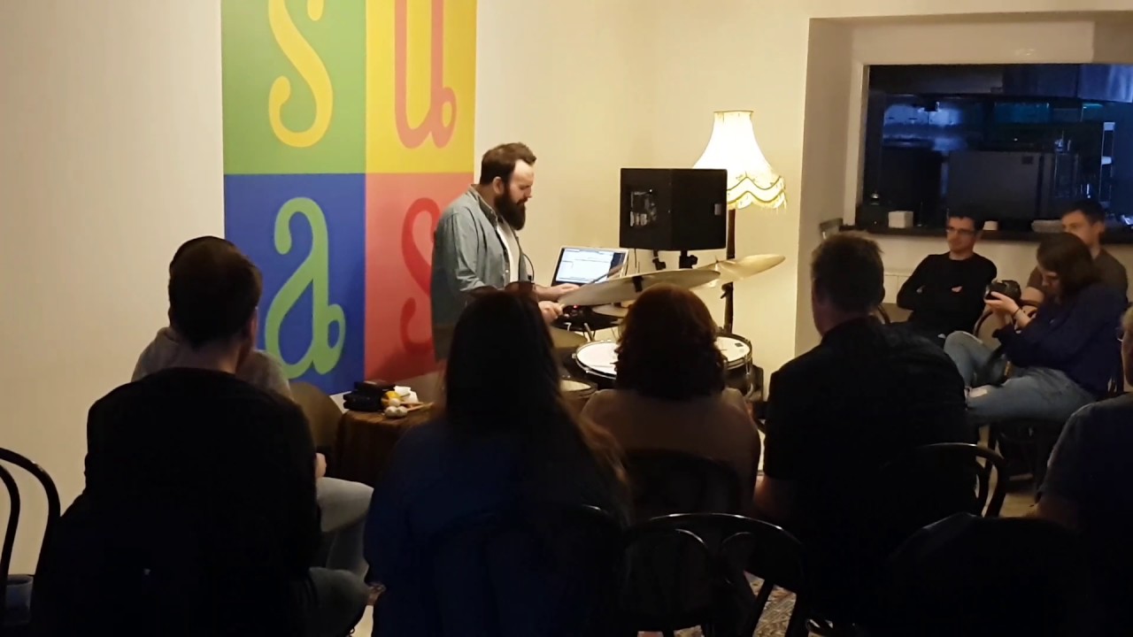 Graham Hopkins live @SuasCoffeeHouse!