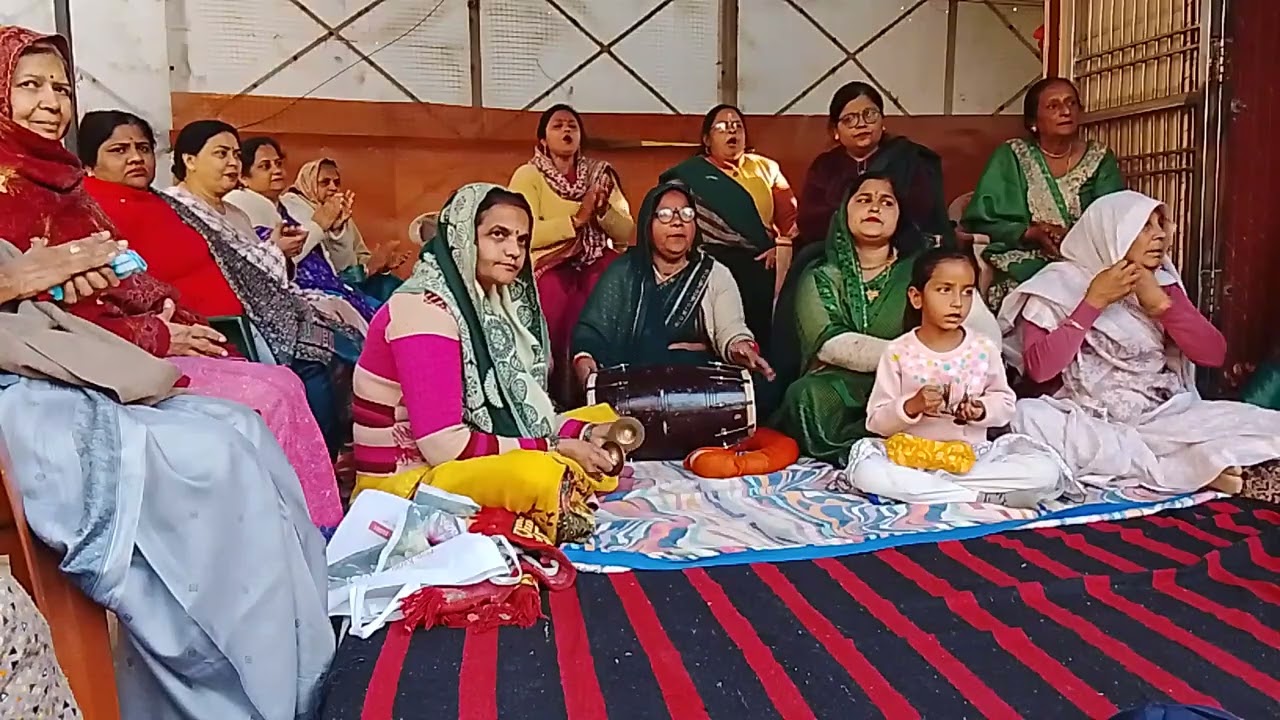 तेरी अदालत में जगदंबे मैंने करी अपील तेरी कलम में वह ताकत है क्या कर सके फकीर मुकदमा ले ले मेरा मात 