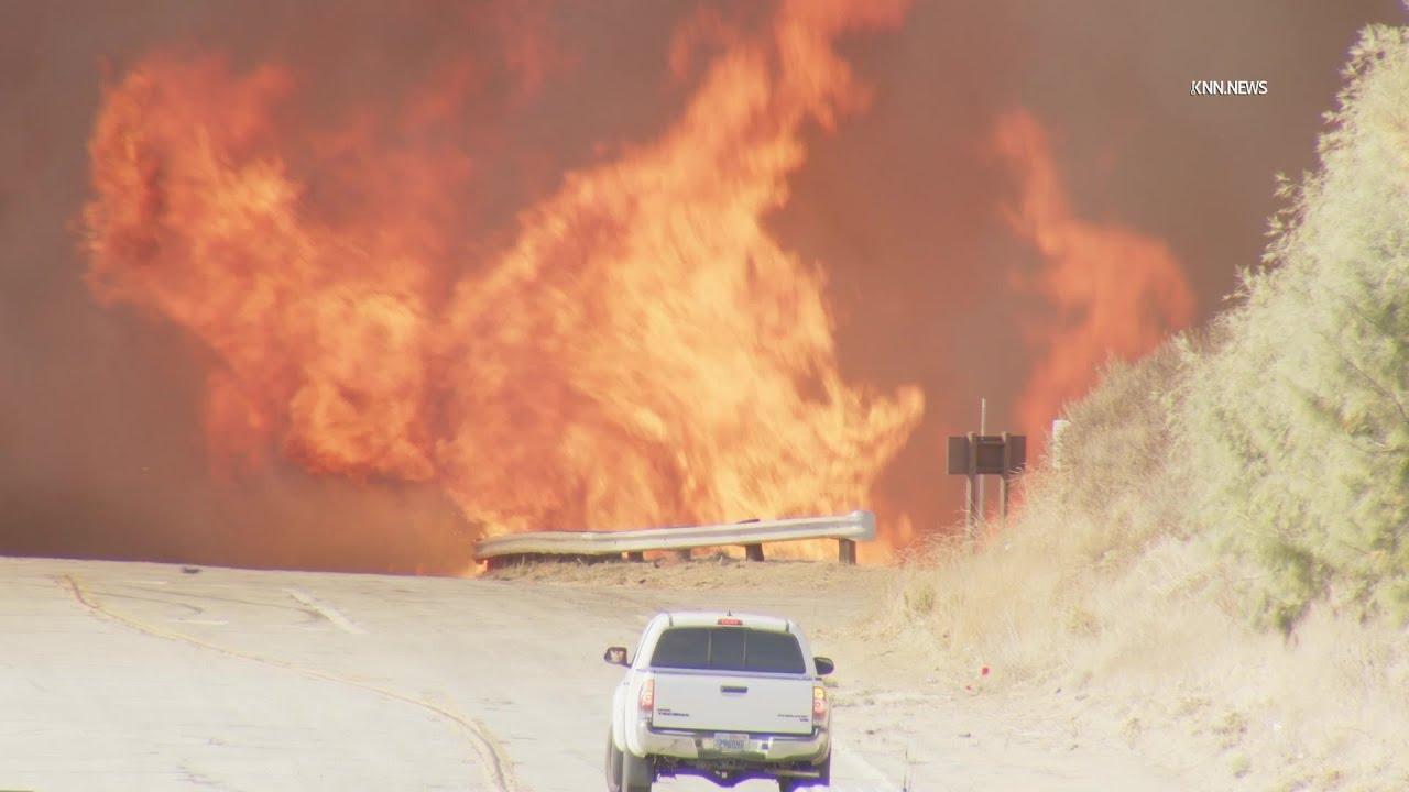 Hughes Wildfire Jumps Lake Hughes Road in Castaic Part 3