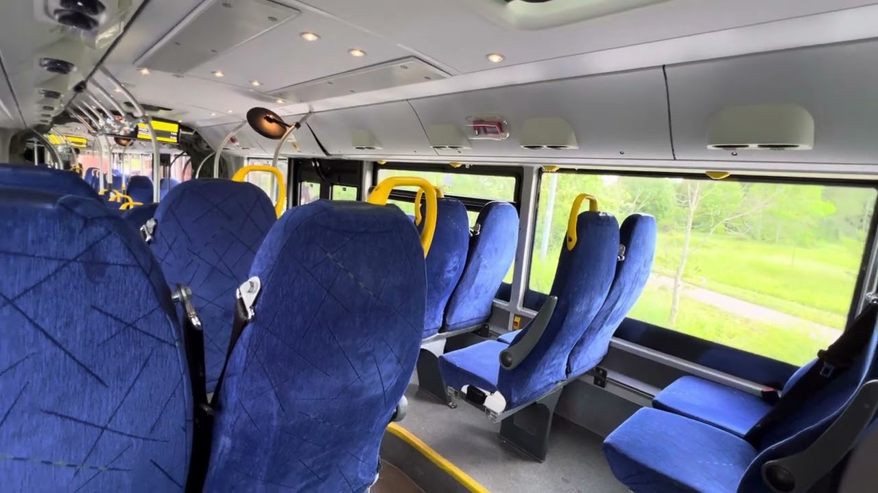 Bus ride linje 111 från Prebendevägen till Flädervägen