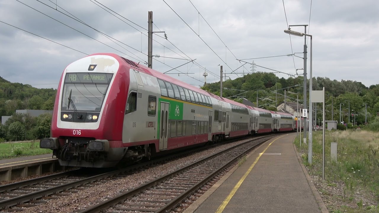 Trains &agrave; Belvaux Soleuvre ~ Bahnverkehr in Belvaux Soleuvre (4K)