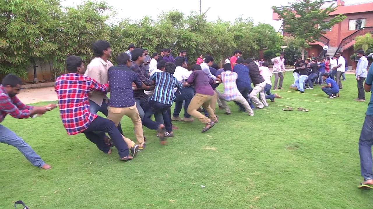 CEO Ajay Kolla,Wisdomjobs -  Time for Tug of War