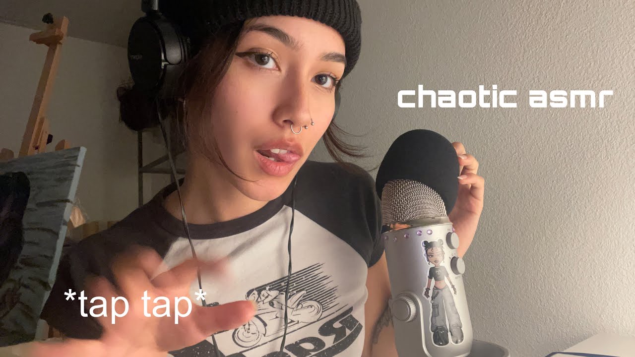 ASMR ☆ Fast Tapping / Ramble / Mic scratching,.. (chaotic)