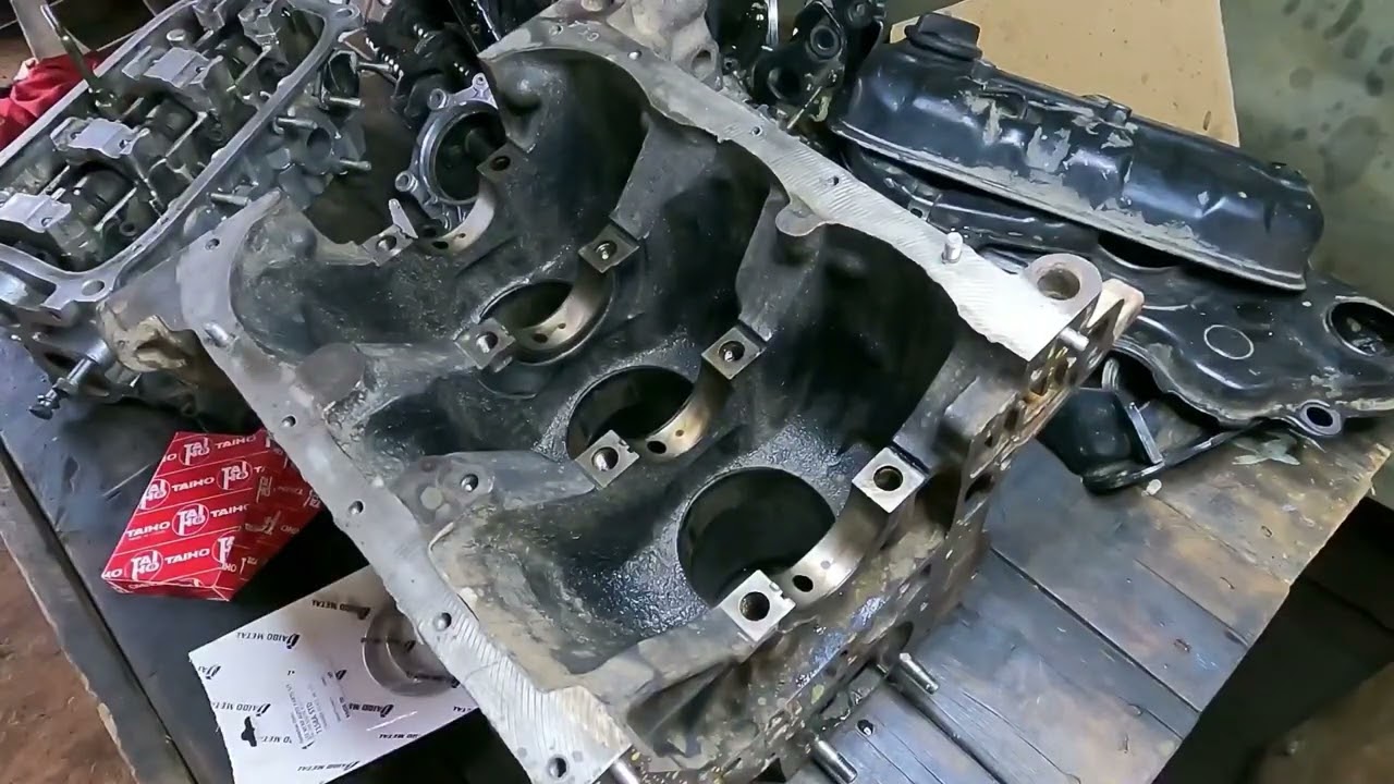 Daihatsu EF 660CC Engine Overhaul Timelapse