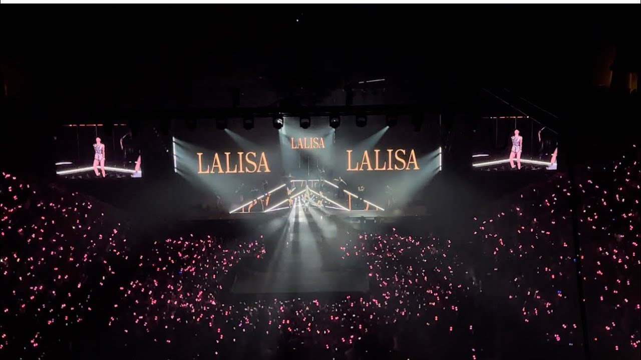 Lisa- LALISA+Money live @ Blackpink World Tour Houston