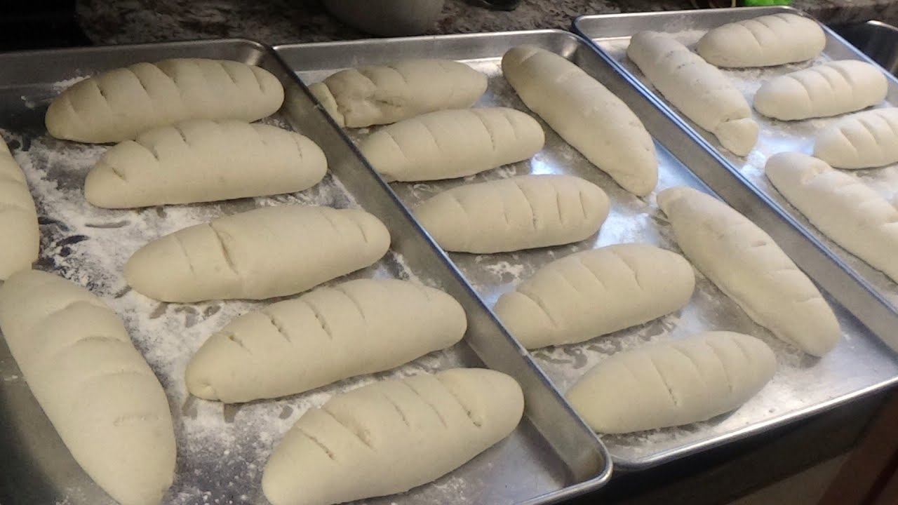 Pain panini //DZ//خبز بانيني ب 2كغ دقيق تحصلت على 24 باقيت