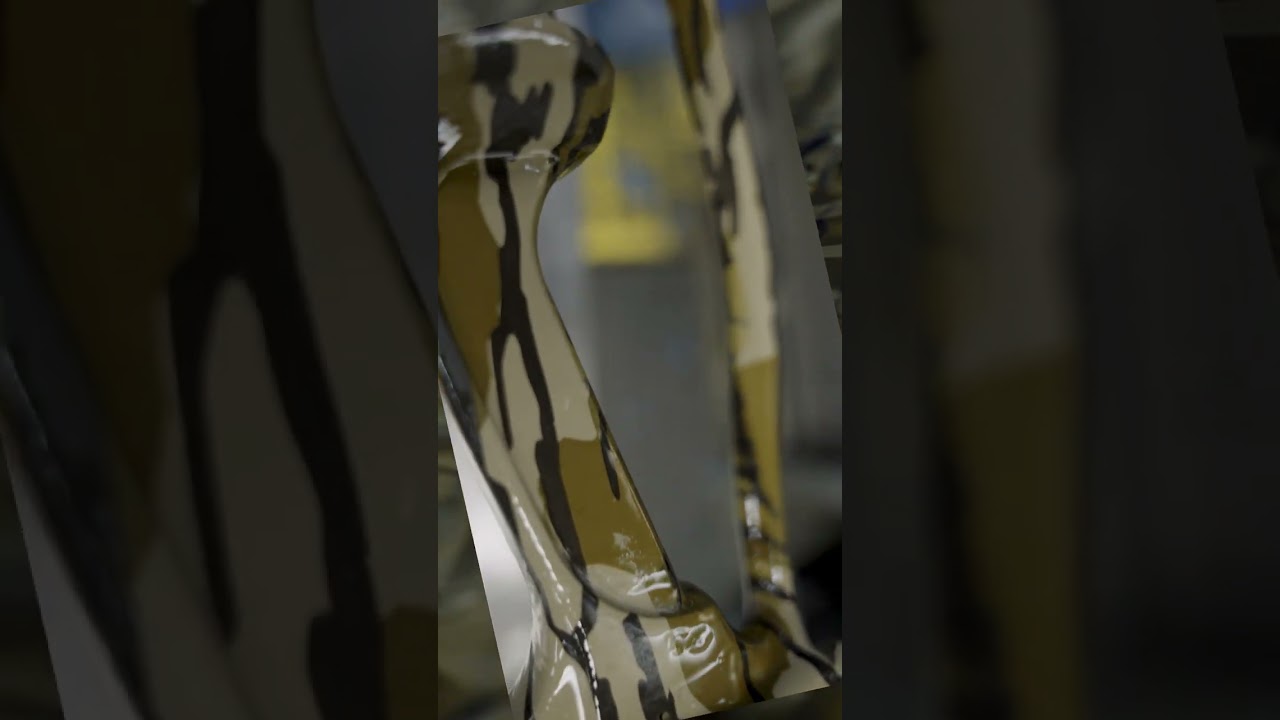 Mossy Oak Bottomland looking real good on these Hoyts! #Hoyt #MossyOak #Bottomland