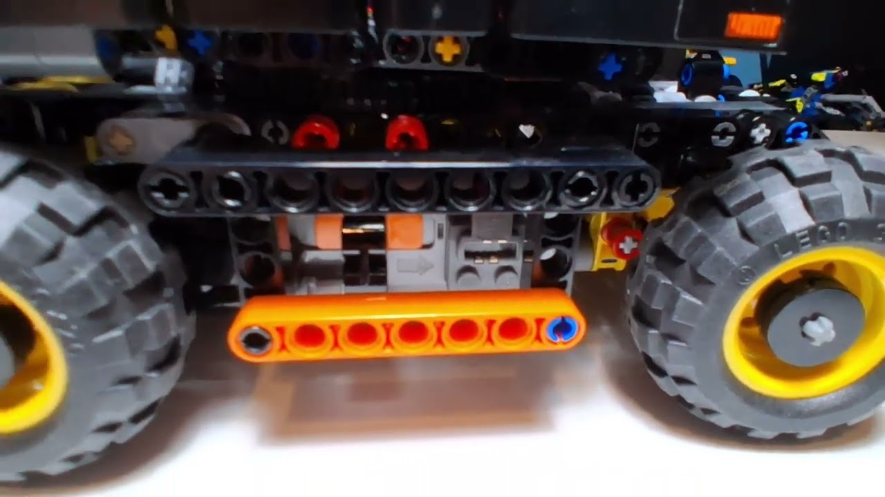 Lego Technic Review: 42053 Volvo EW160E 
