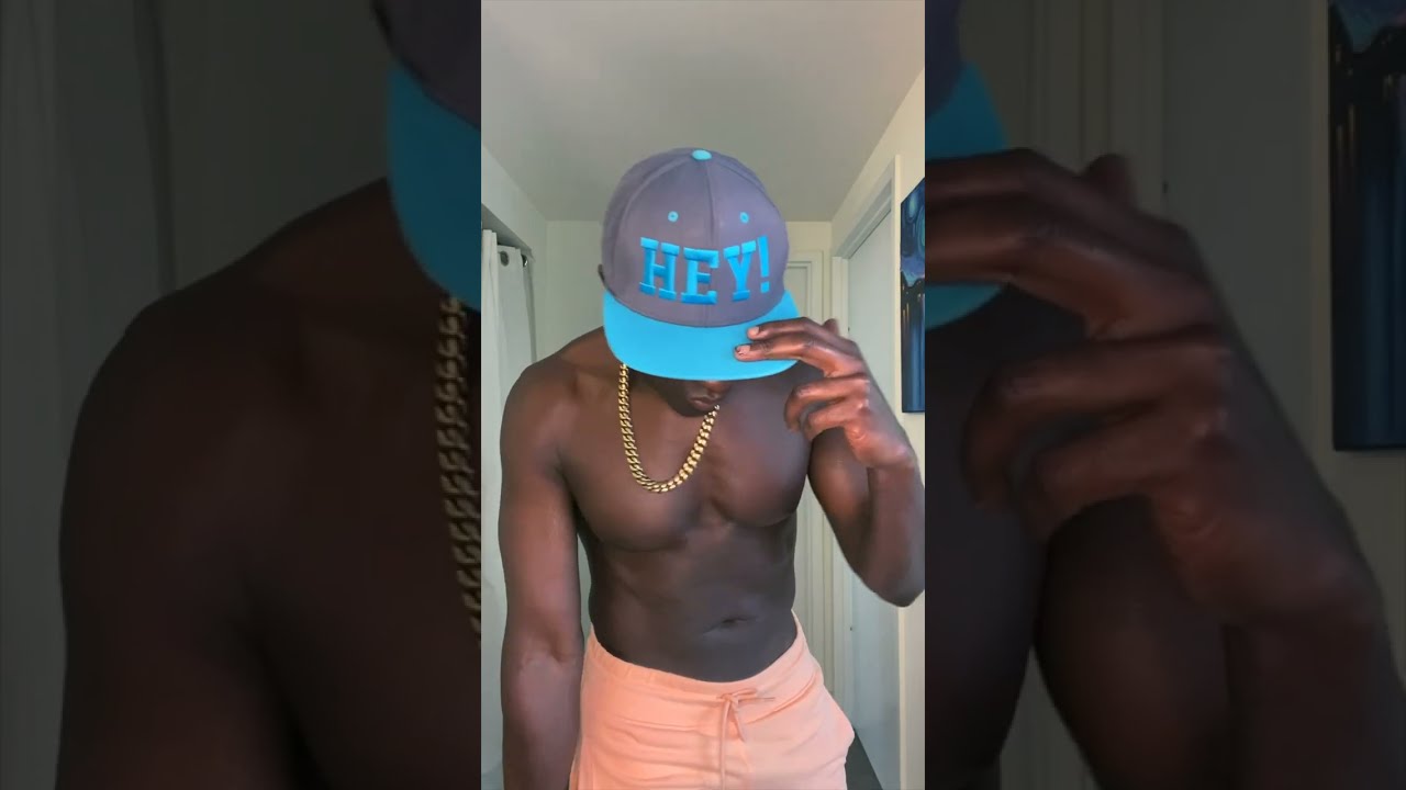 Benjamin Hey! ft Miss Anonymous 