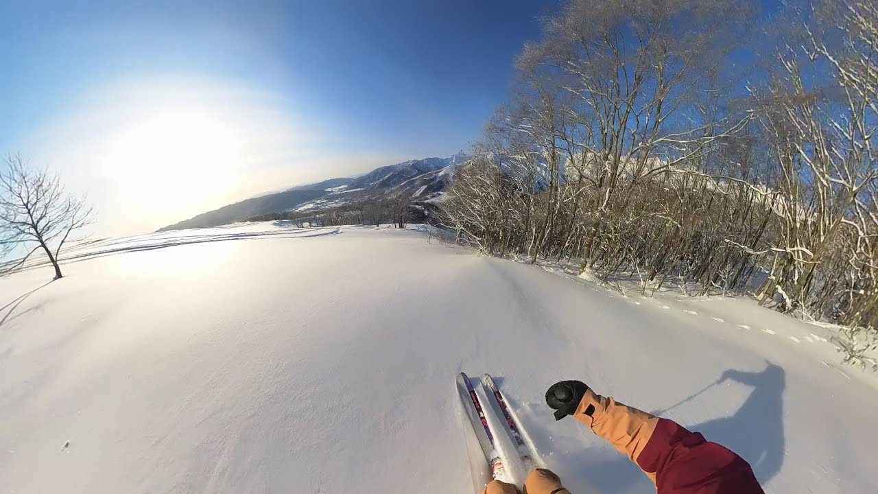 Hakuba Iwatake opening day - Hakuba powder skiing.