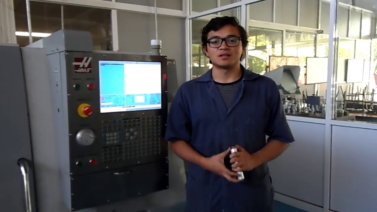 Pieza de Ajedrez en Torno CNC