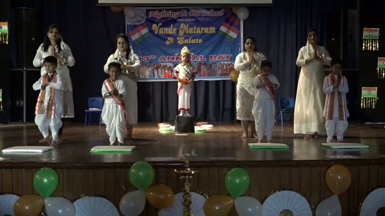 Kids dance on Vande Mataram | Nightingale Pre School