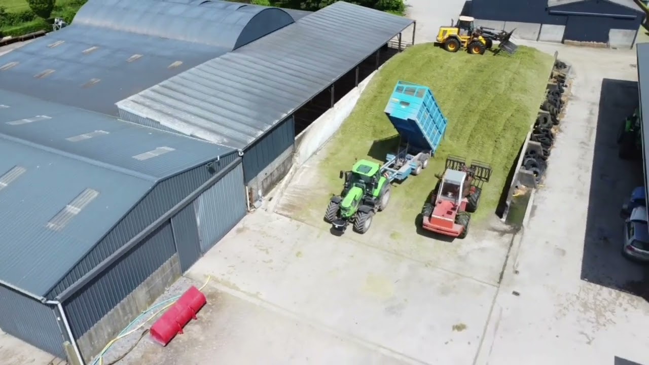 O Keeffe bros. at silage in kilkenny 2024