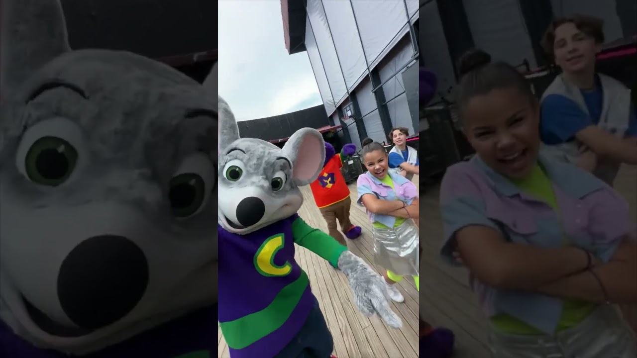 @chuckecheese has entered the chat! 💬🐭 #KIDZBOPNeverStop #KIDZBOPLive #KIDZBOP #ChuckECheese