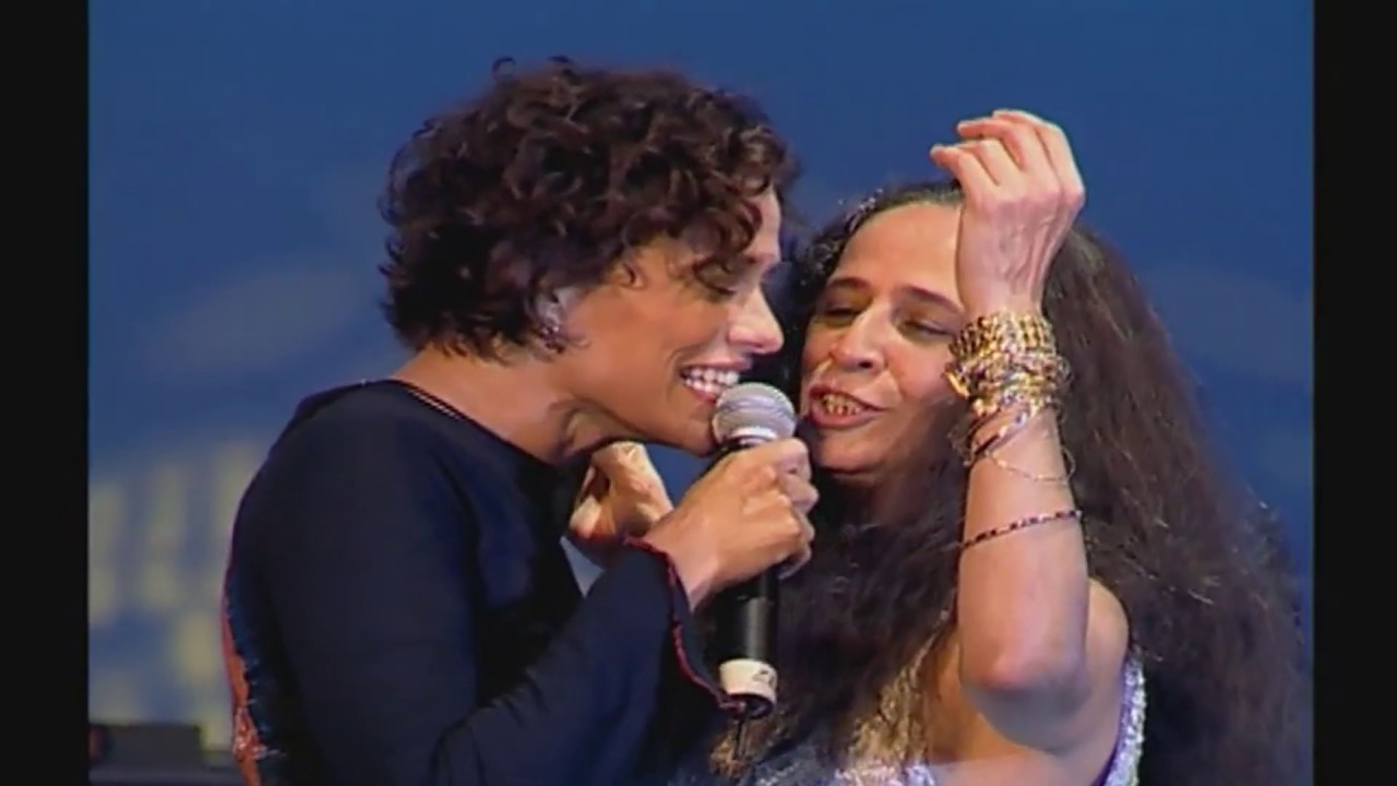 BAILA COMIGO / SHANGRILÁ, por Zélia Duncan e Maria Bethânia (DVD Concertos MPBR, 2002)