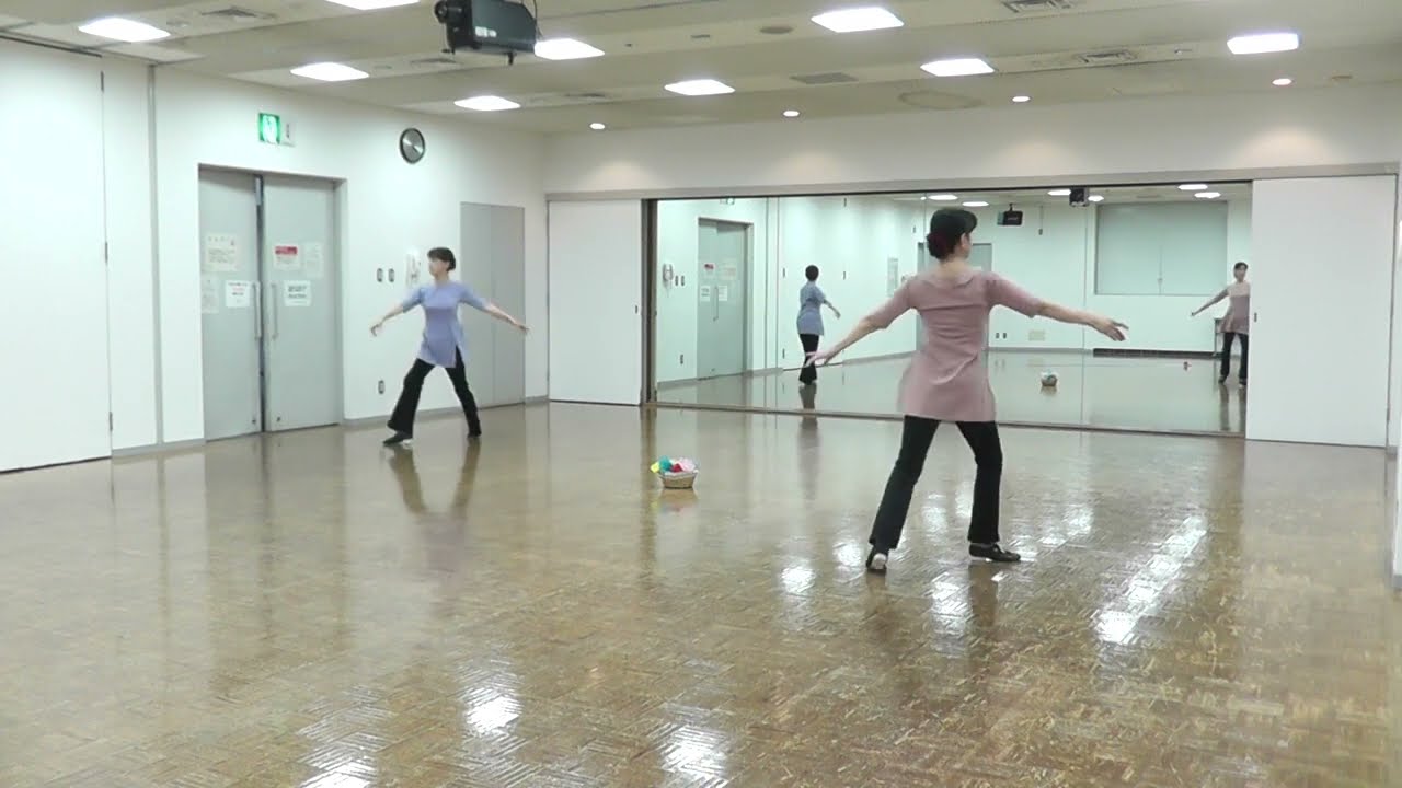 Navo Beshalom ナヴォベシャロム נבוא בשלום  -Yaron Ben Simhon (Circle Dance)