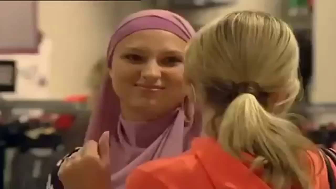 Spangas S02E045 Barry En Lana Komen Jole Tegen