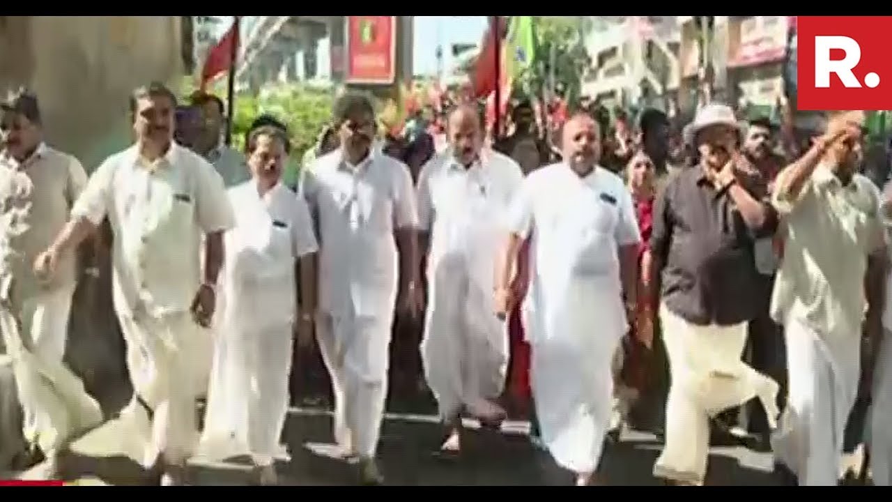 BJP Leaders Begin Protest March In Kerala's Kochi District | #SabarimalaProtest