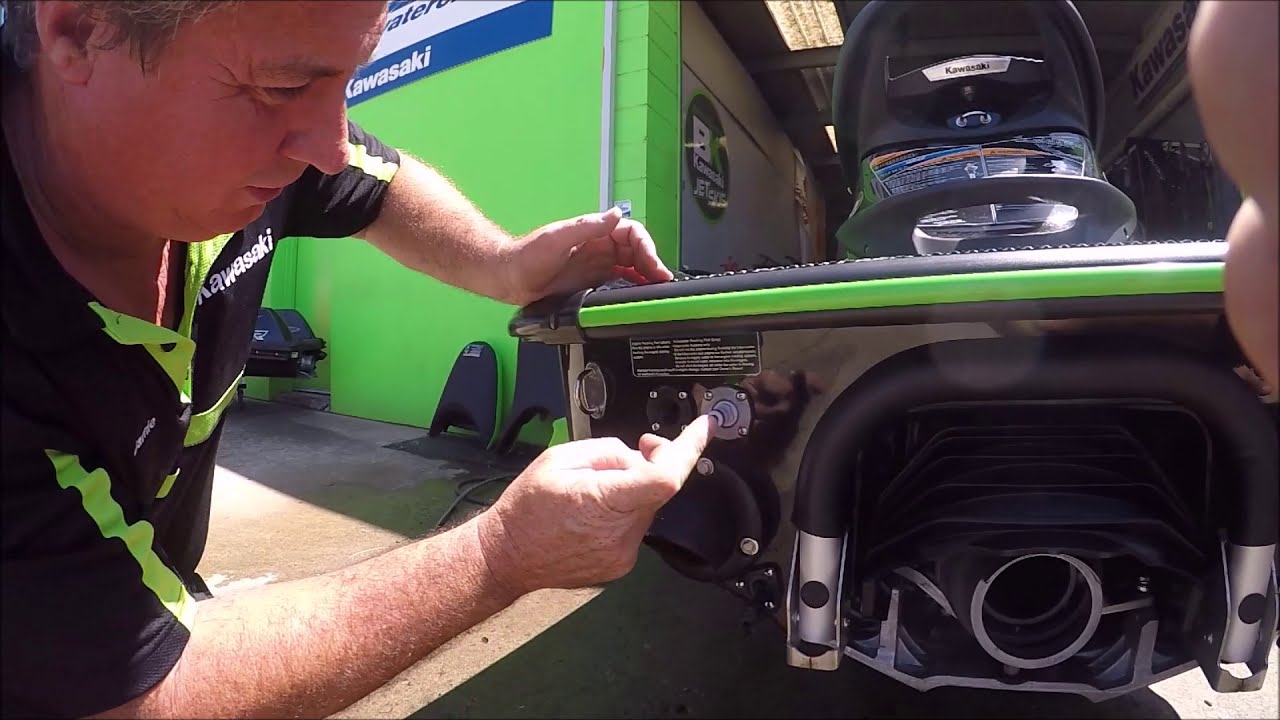 Гидроцикл Kawasaki Ultra 310/300, промывка двигателя и удаление тумана (правильный способ)