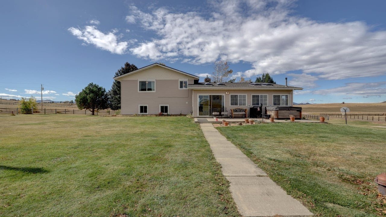11810 S Mesa View Rd, Larkspur, CO