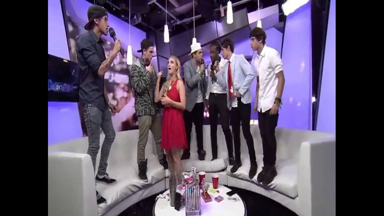 ''The Janoskians, Blackberry Lounge interview at the MMVA's''