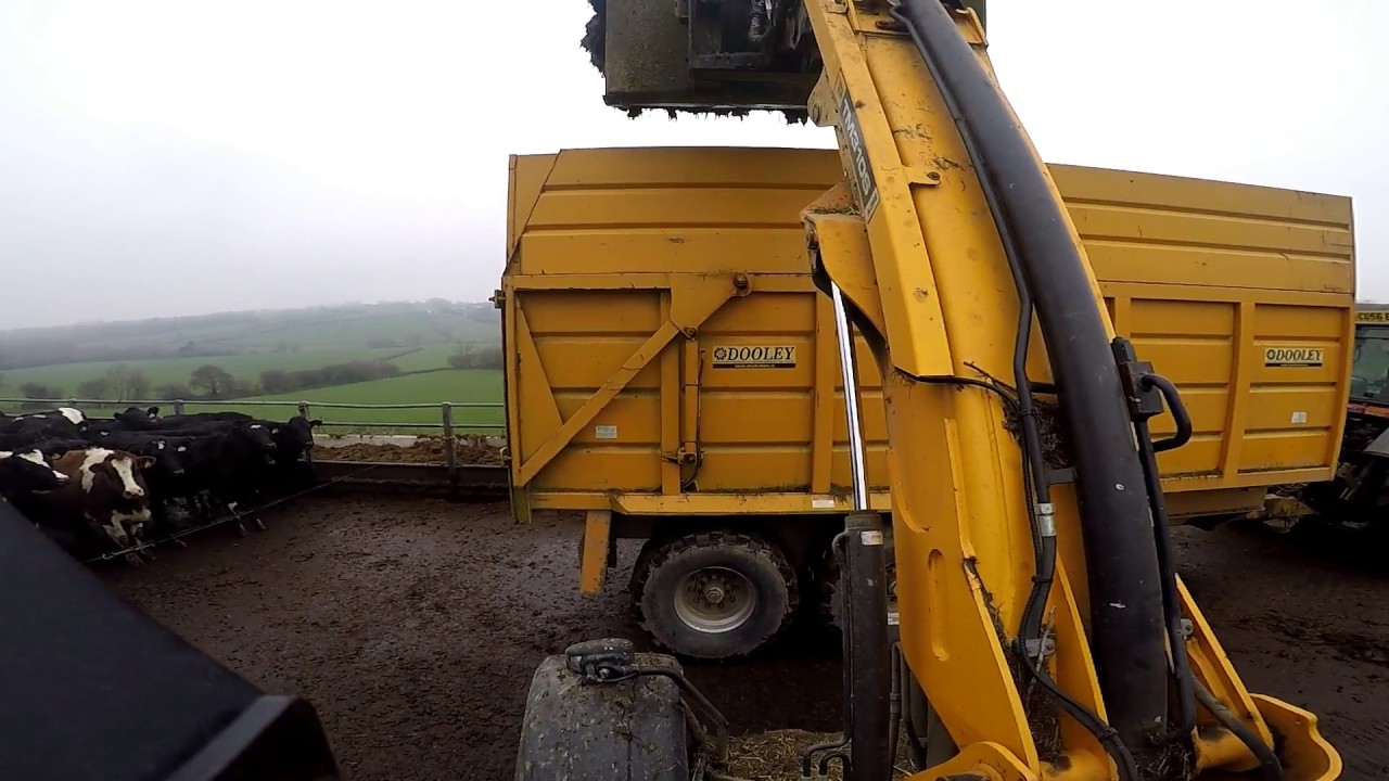 Loading muck with jcb 310s