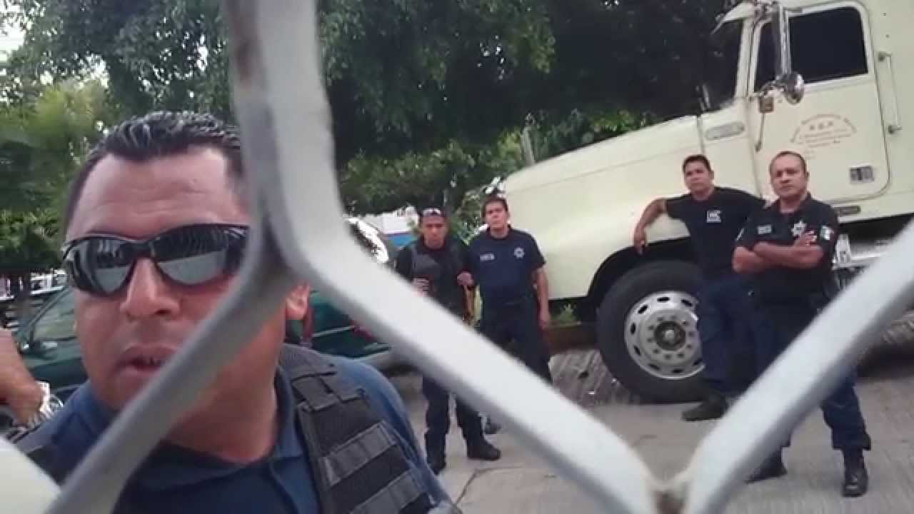 BRUTALIDAD POLICIACA EN CUERNAVACA MORELOS