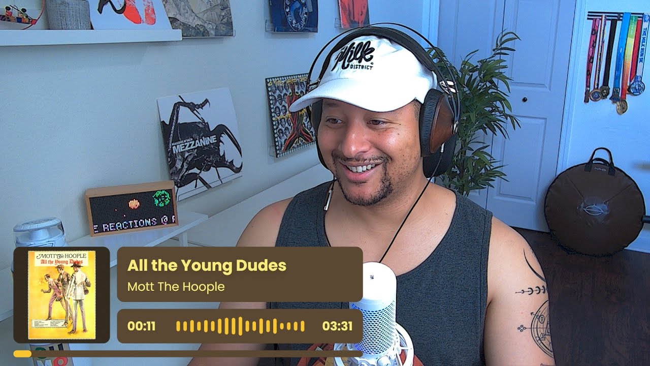 Mott The Hoople- All The Young Dudes REACTION AND REVIEW