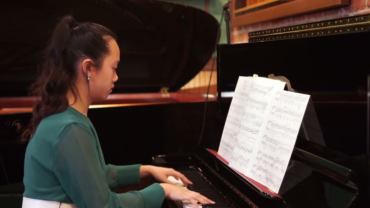 Beethoven - Moonlight Sonata Performed on Bösendorfer Concert Upright 130 at Classic Pianos Portland