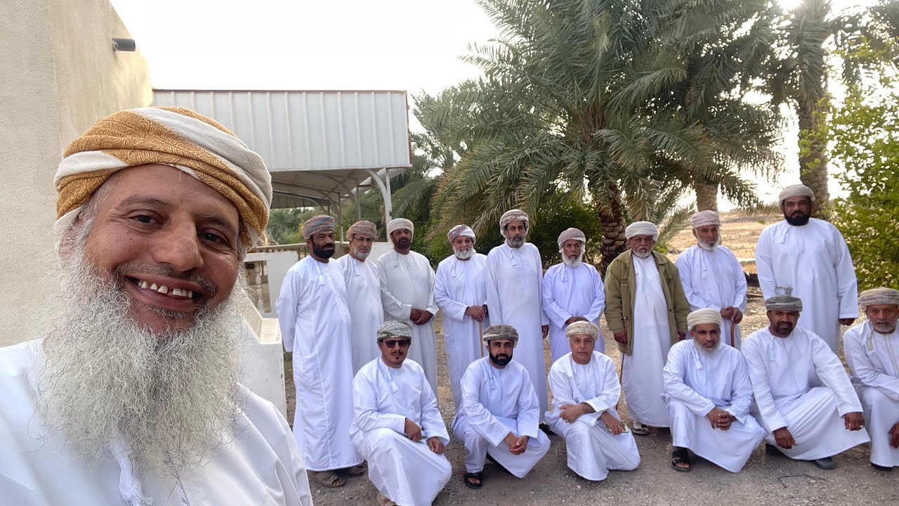 نبذة عن مشروع السقي الحديث بالمضخات والتوقيت الزمني.فلج بلدة عملا،ولاية عبري.بارك الله لهم ووفقهم.