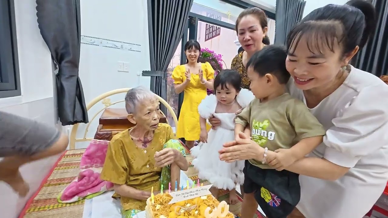 Mừng Thọ Cụ 90 Tuổi. Giáo Xứ Bắc Hoà