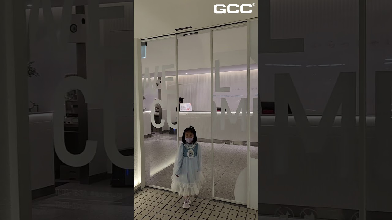 Automatic Bi-parting Sliding Door System #entrance #restaurant #interiordesign