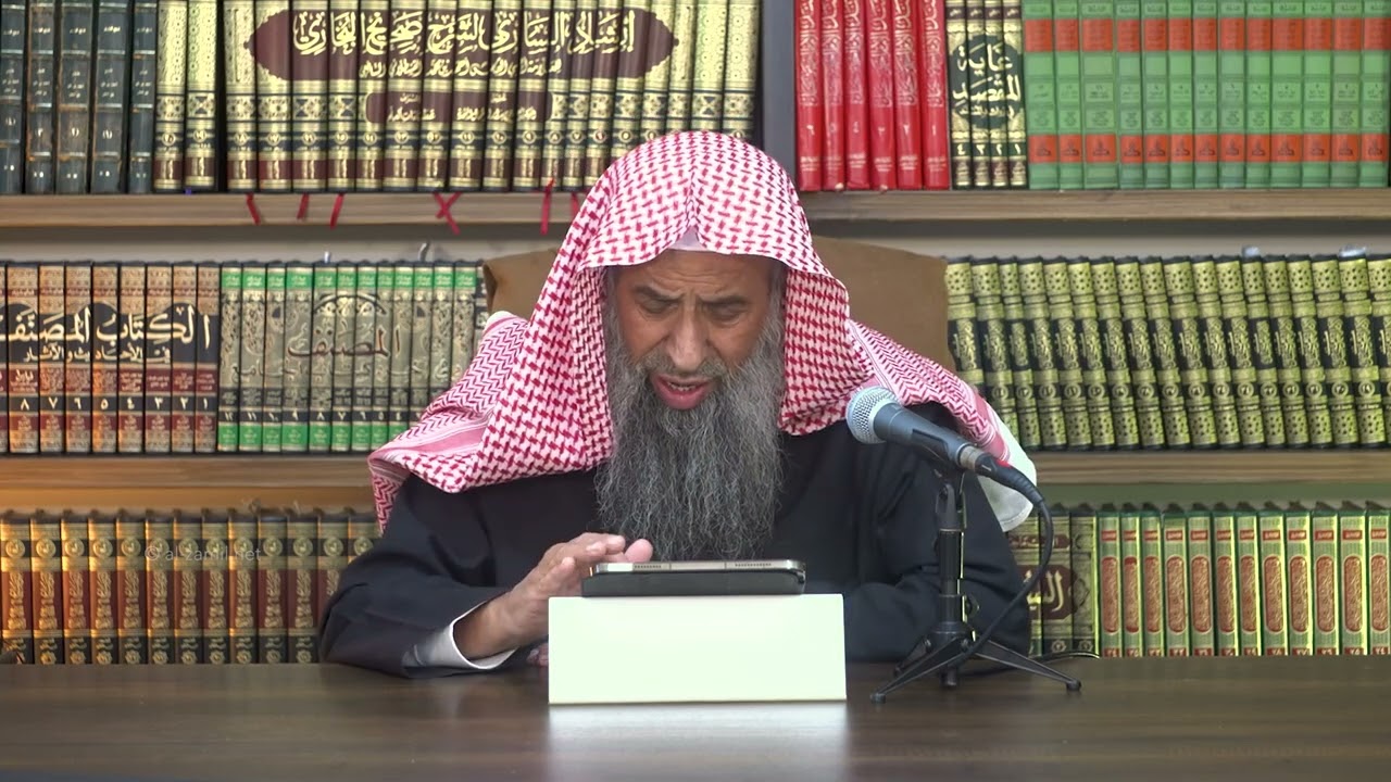 هل يجوز دفع الزكاة لفقير من آل البيت للزواج؟
