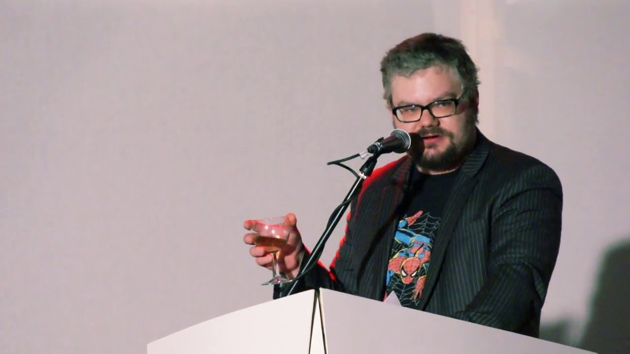 Havran je farár, no vyzerá ako sobášny podvodník, hovorí Trnka