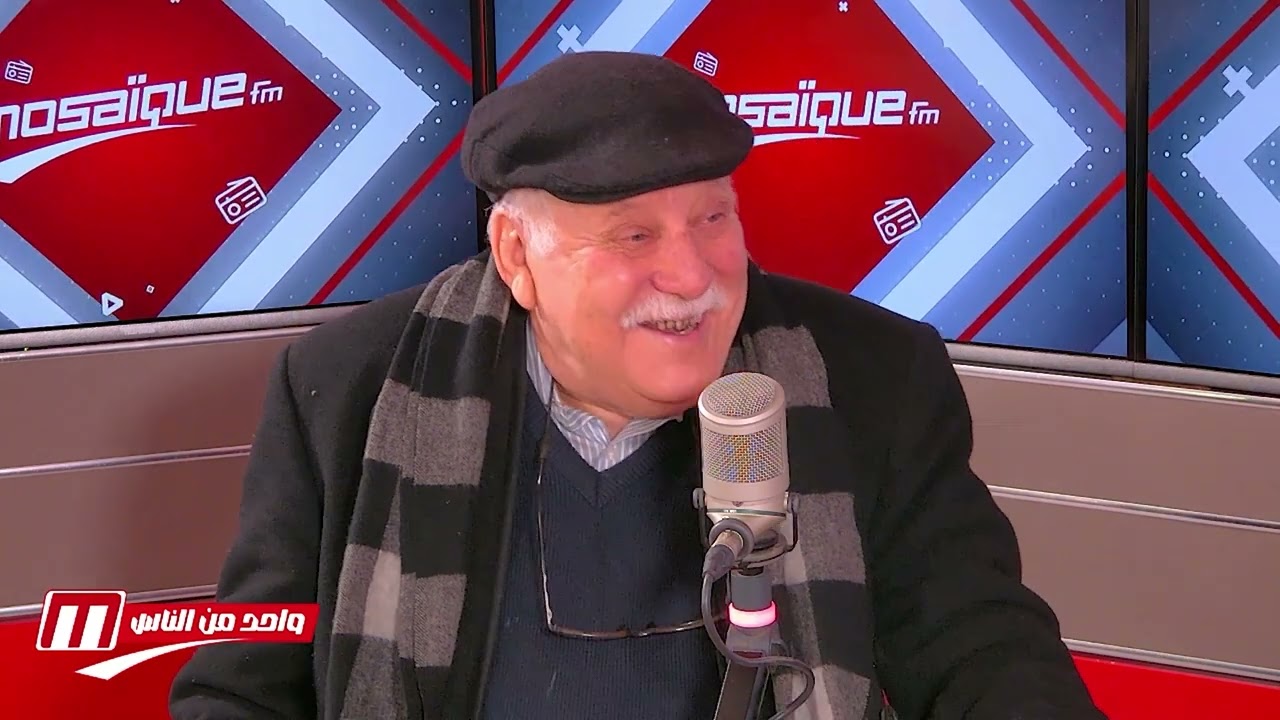 كان السبب في إنشاء القذافي لمئات المسارح في ليبيا.. قصة قاسم الشرميطي مع العرائس والخشبة..