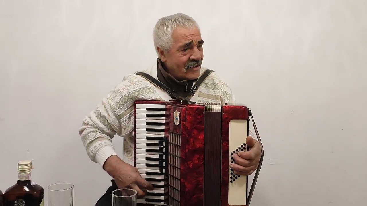 Р .Кальов -либе Усаине