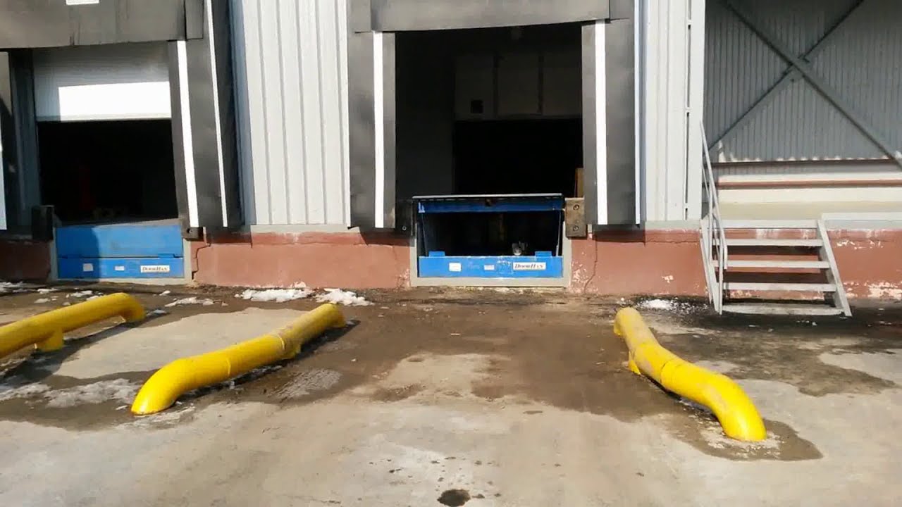 Оборудование рампы склада