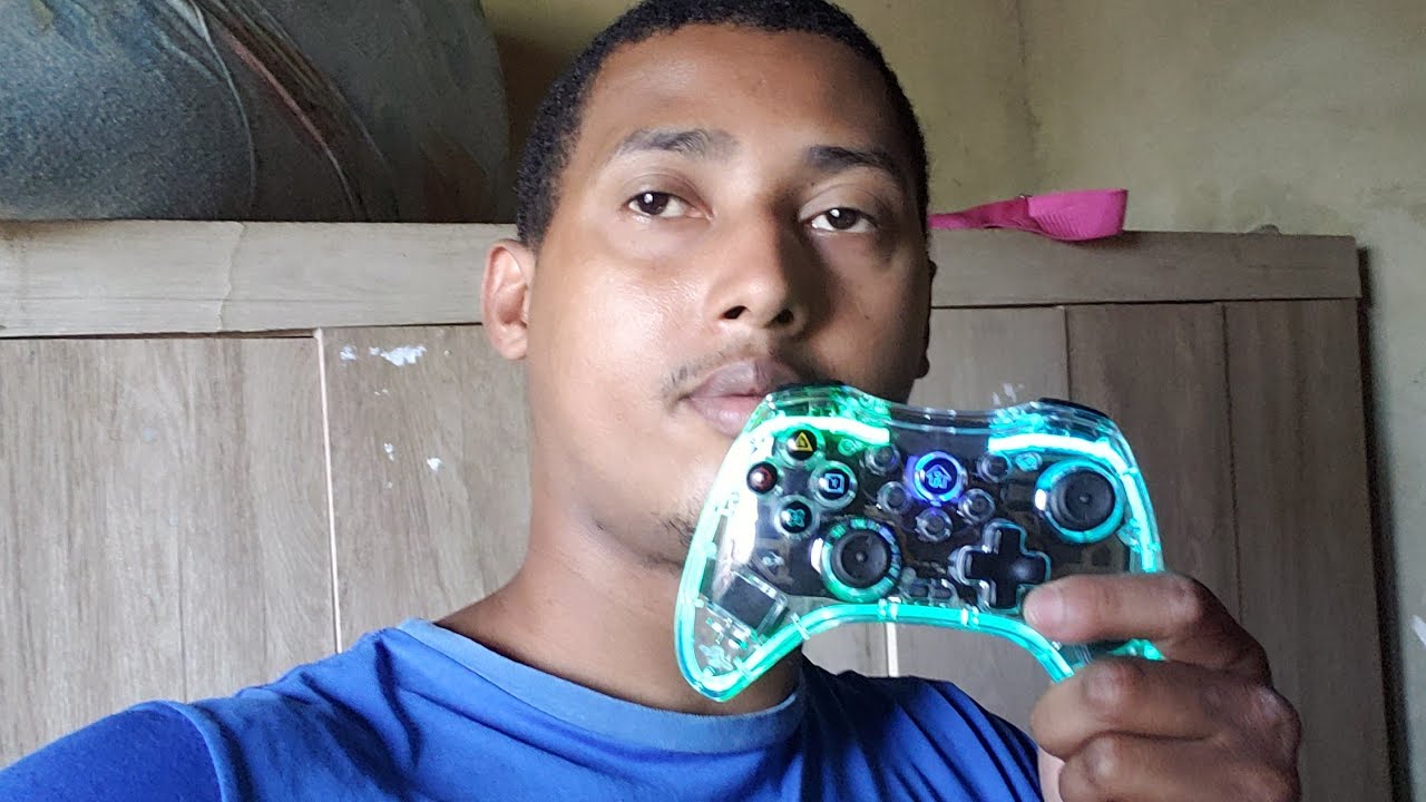 comprei esse controle na shopee RGB compat&iacute;vel com PS3 PC Nintendo switch