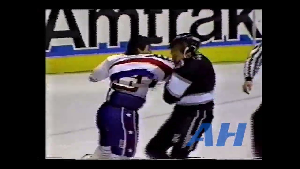 NHL Feb. 15, 1992 Jeff Chychrun,LA v Alan May,WSH Los Angeles Kings Washington Capitals