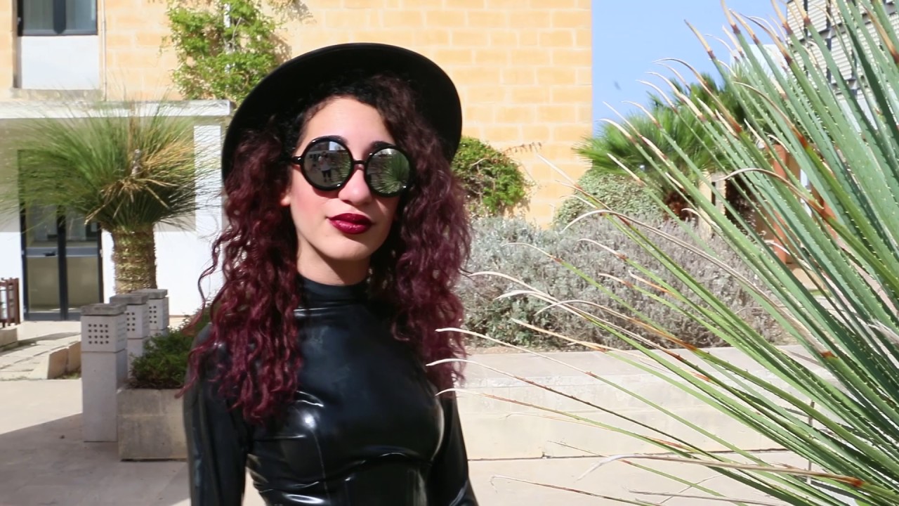 LATEX AT THE UNIVERSITY - Project L: Part 56