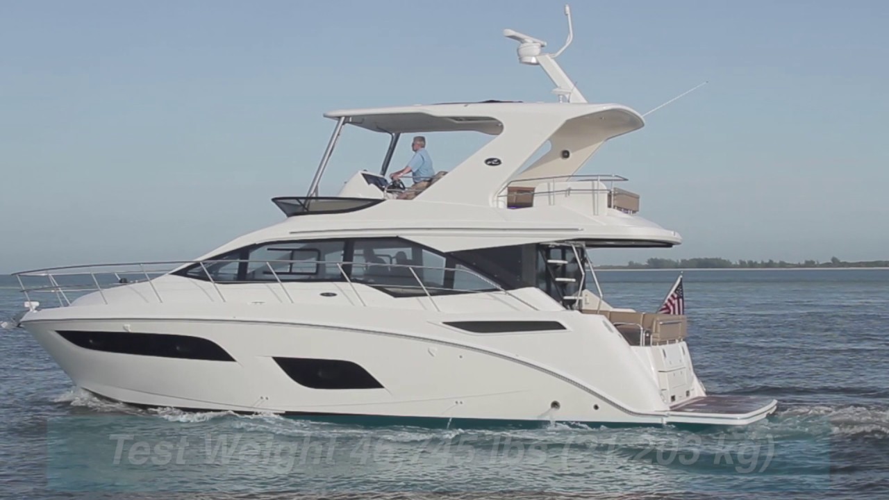 Sea Ray Fly 460 (2017-) Test Video - By BoatTEST.com