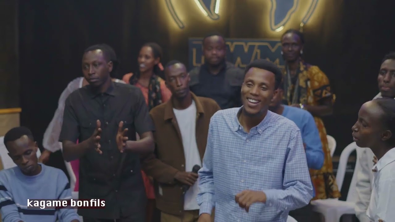 UMUKUNGA/ MUKIYAGA|| UMWUKA WERA BY Tresor Zikama (cover) NDAYISHIMIYE FT Kagame pianist 