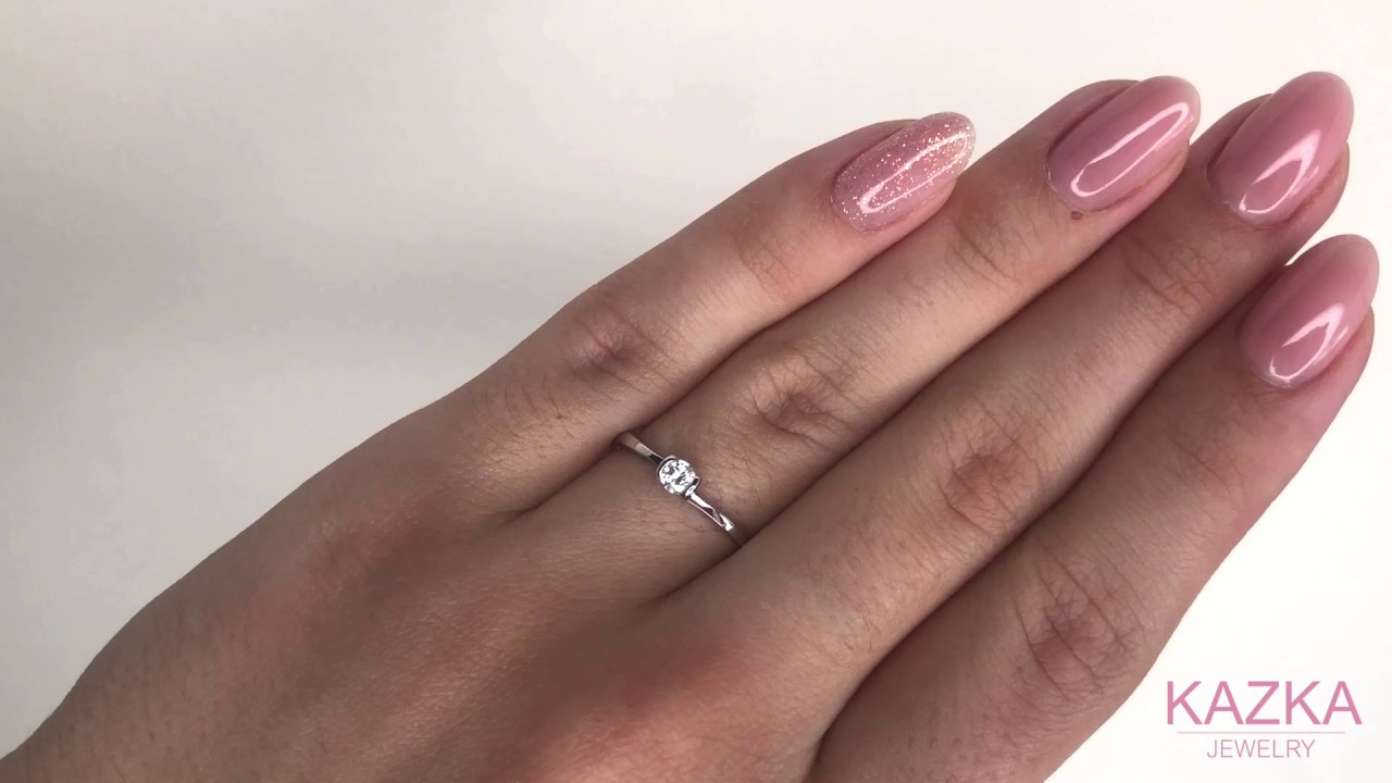 Кольцо с бриллиантом в белом золоте (101-10016)