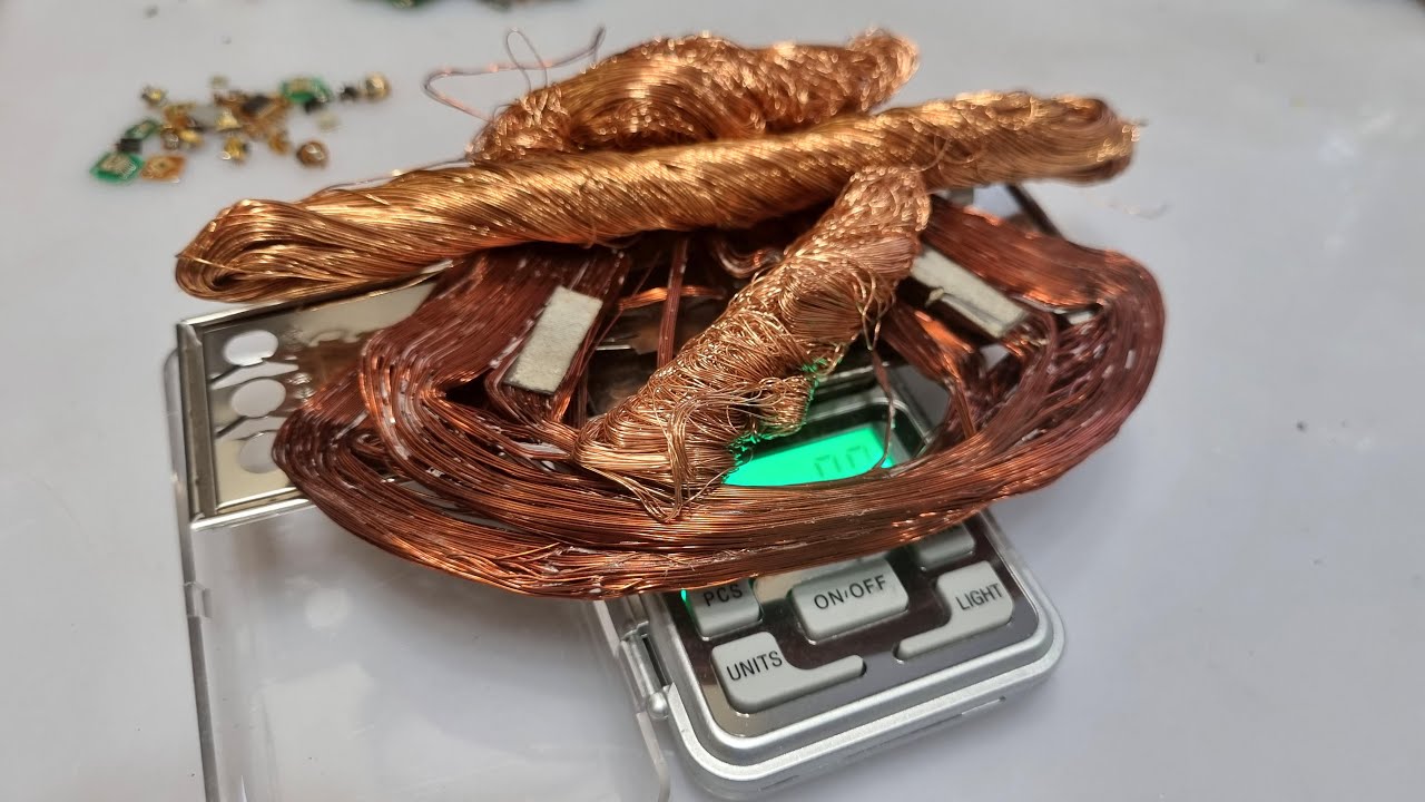 How much copper is in an LG TV?
