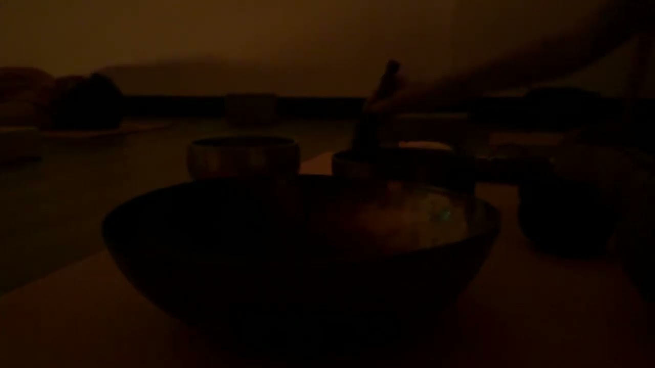 鈦缽與銅缽的深度頌缽療癒演奏